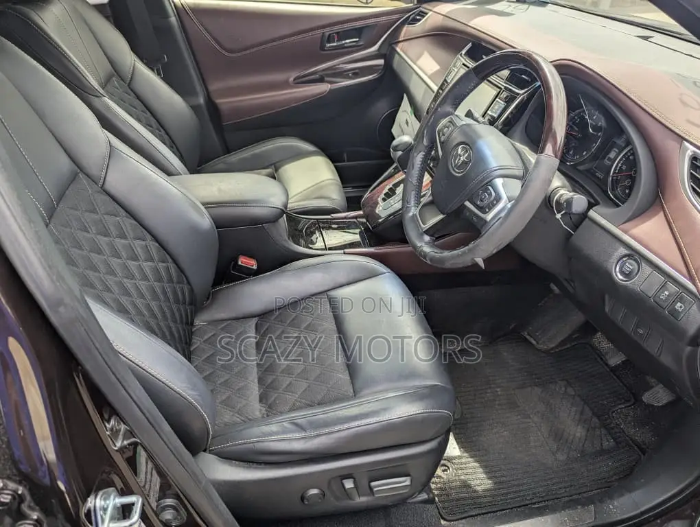 Toyota Harrier 2016 Maroon