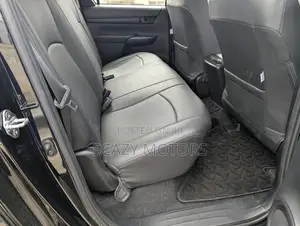 Toyota Hilux 2023 Black