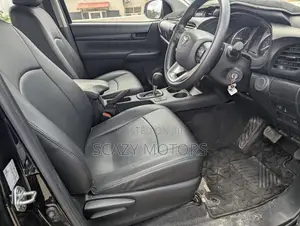 Toyota Hilux 2023 Black