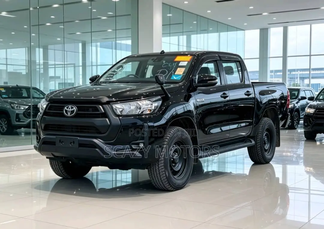 Toyota Hilux 2023 Black