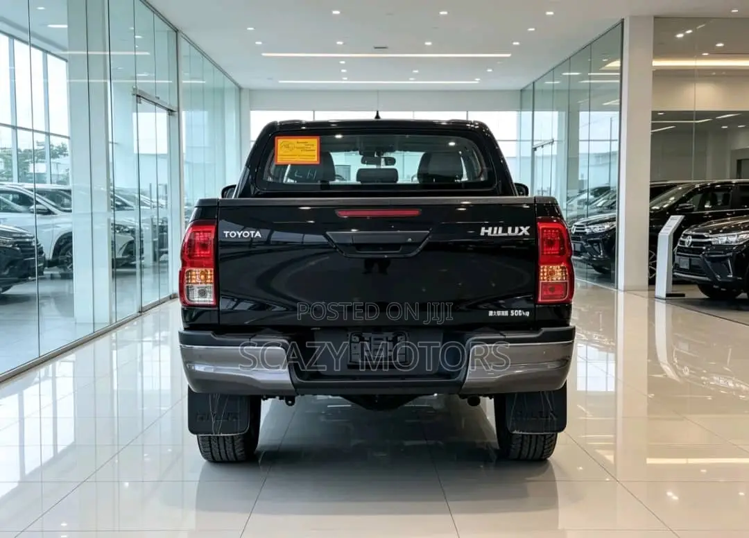 Toyota Hilux 2023 Black