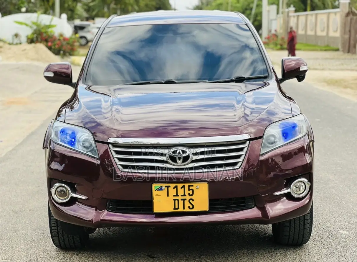 Toyota Vanguard 2011 Burgundy