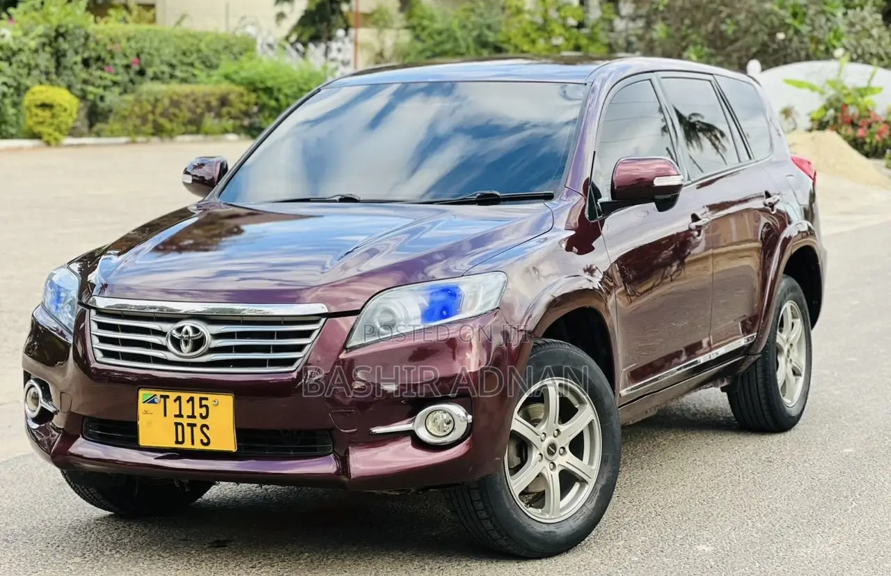 Toyota Vanguard 2011 Burgundy