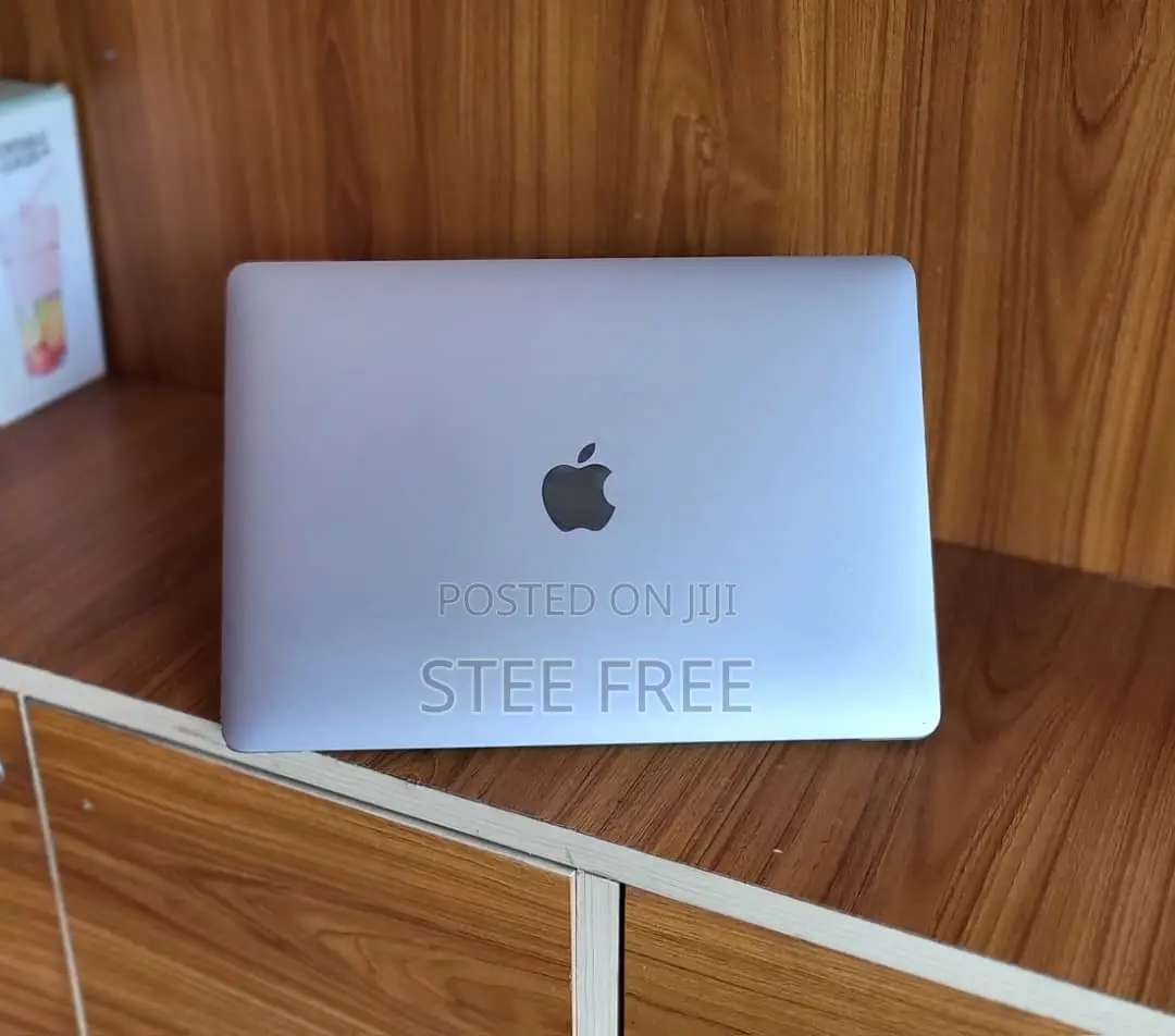 Laptop Apple MacBook Pro 2020 8GB Intel Core i5 SSD 256GB