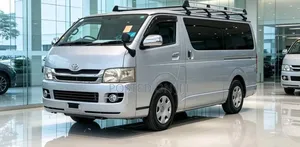 Toyota HiAce 2012 Silver
