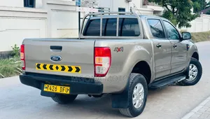 Ford Ranger 2015 Gray