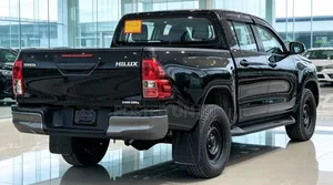 Toyota Hilux 2023 Black