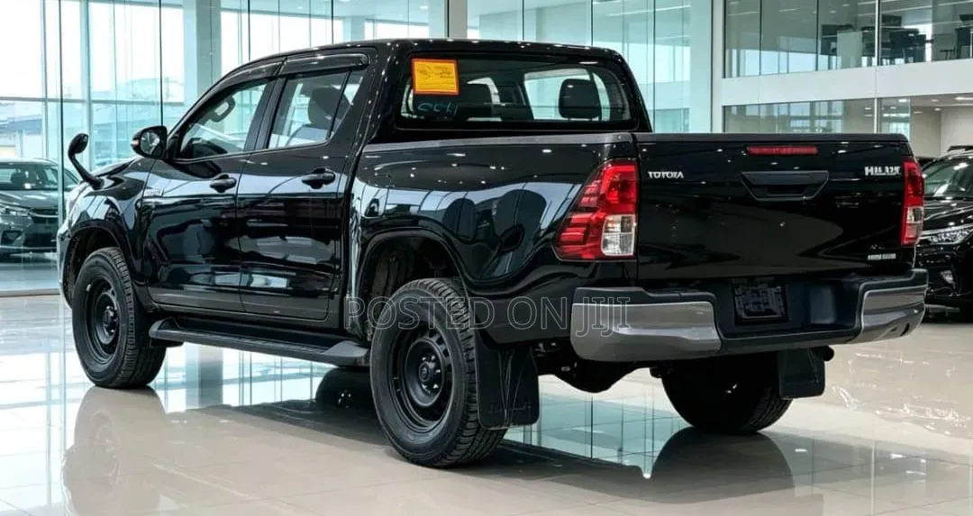 Toyota Hilux 2023 Black