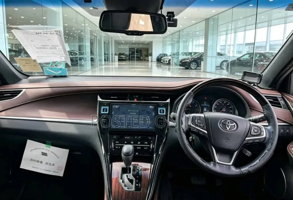 Toyota Harrier 2016 Maroon