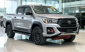 Toyota Hilux 2019 Silver