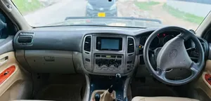 Toyota Land Cruiser 100 4.2 2006 Gray