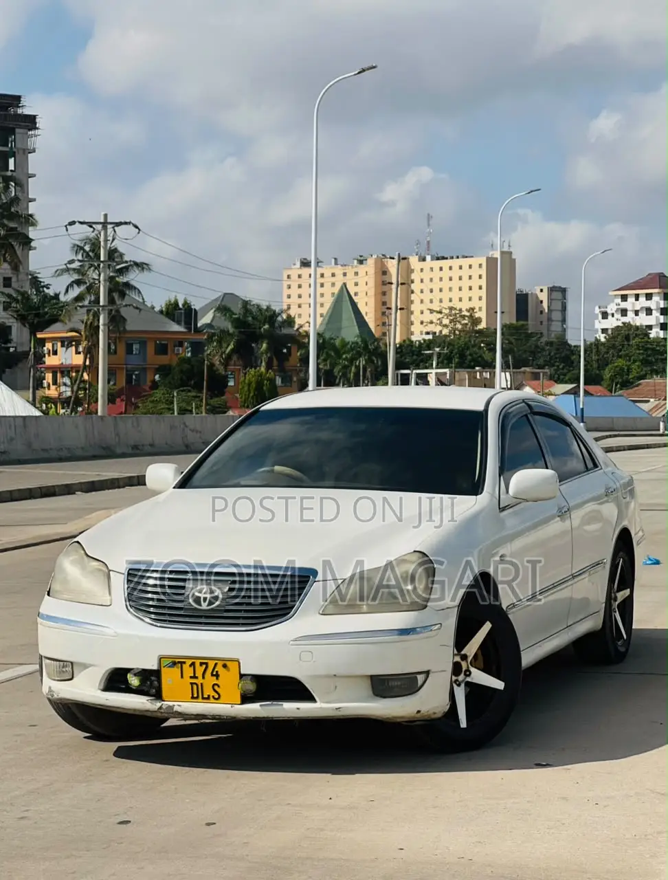 Toyota Crown Majesta 2005 Pearl