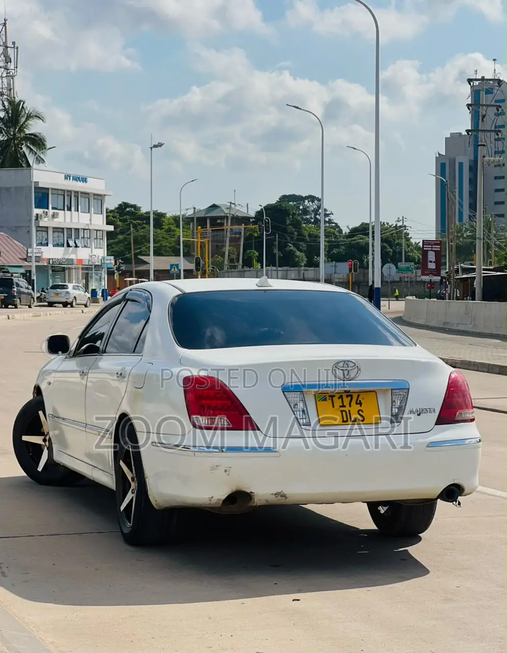 Toyota Crown Majesta 2005 Pearl