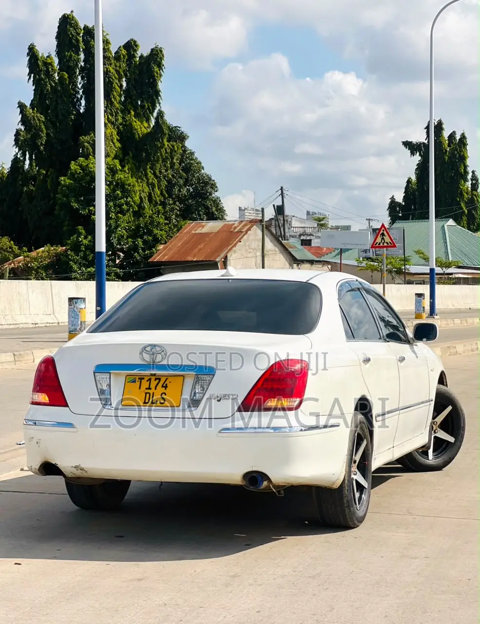 Toyota Crown Majesta 2005 Pearl