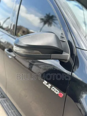Toyota Hilux 2021 Black
