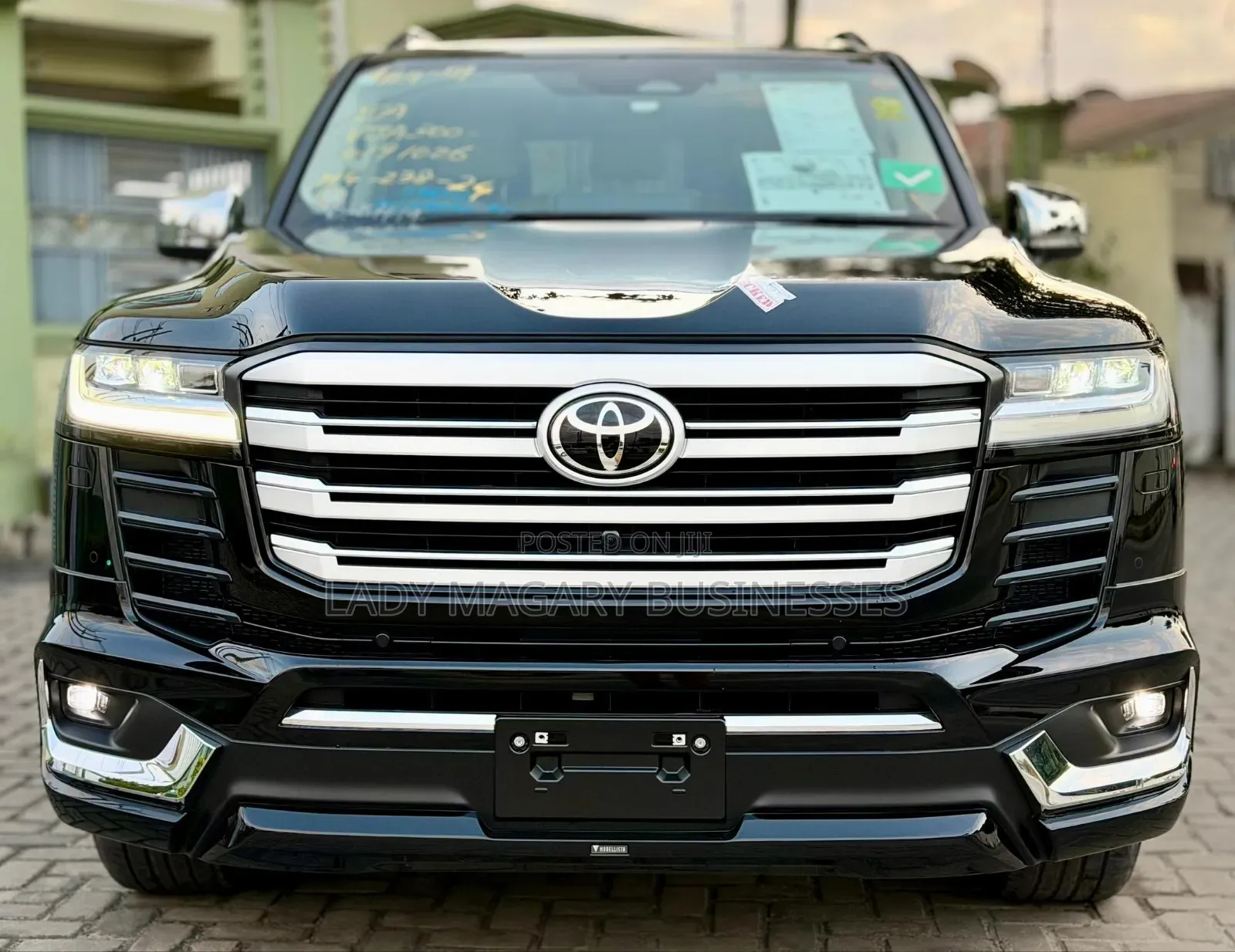 New Toyota Land Cruiser LC300 2025 Black