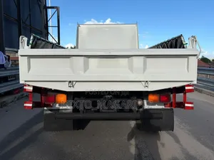 Fuso Fighter Body Tiper