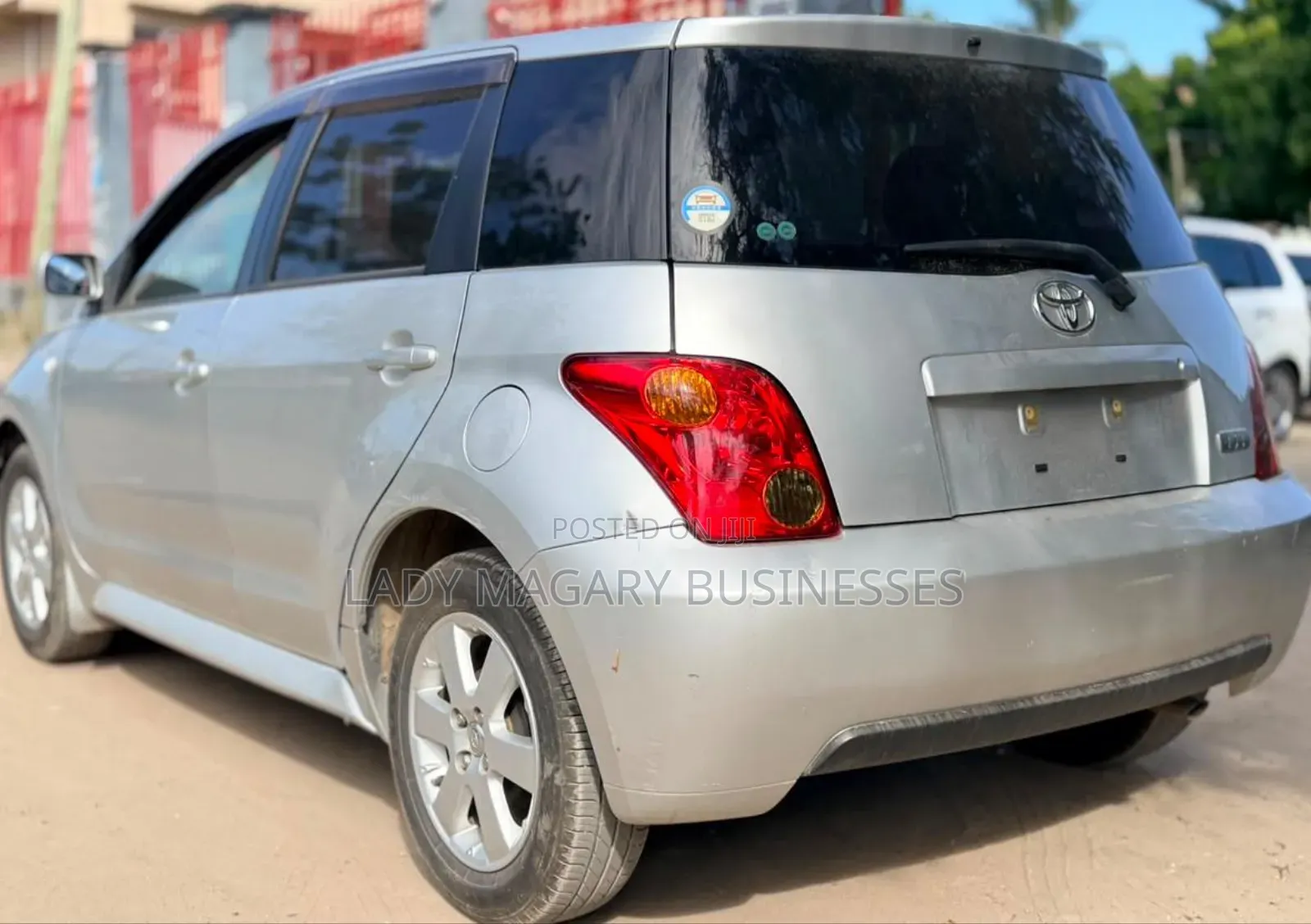 Toyota IST 2004 Silver
