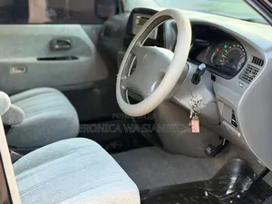 Toyota Noah 2001 Black