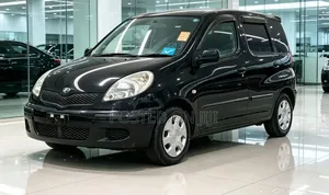 Toyota Fun Cargo 2005 Black
