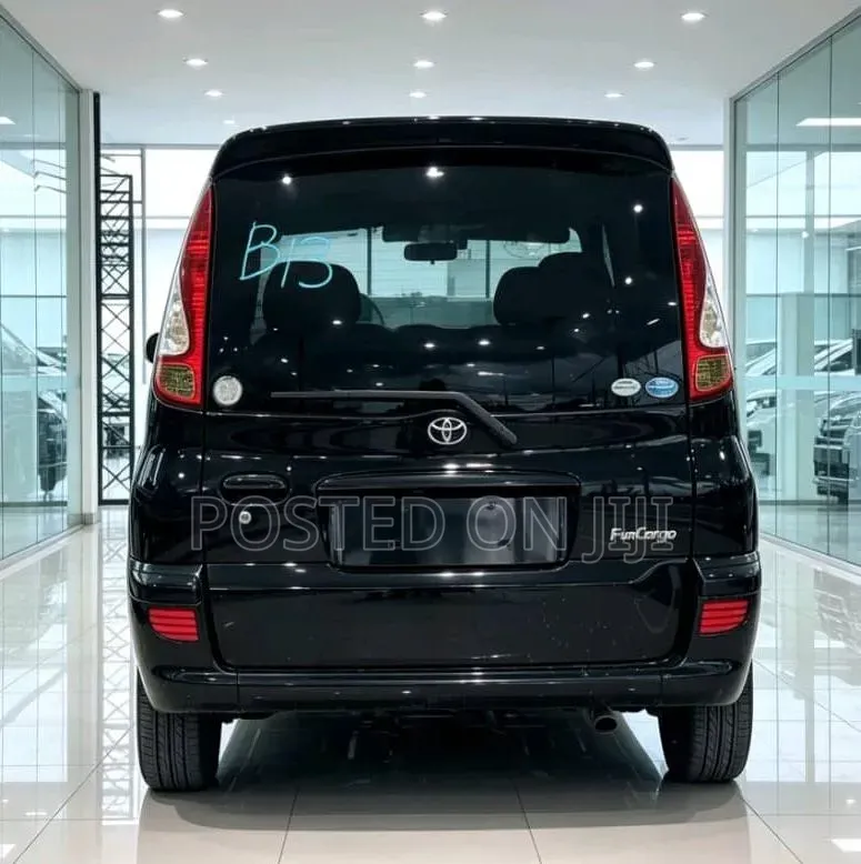 Toyota Fun Cargo 2005 Black