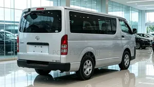Toyota HiAce 2011 Silver