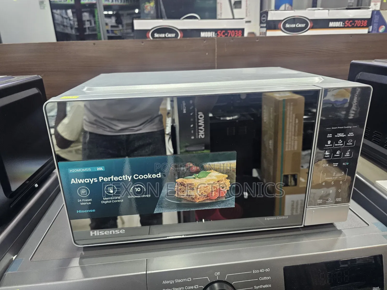 Hisense Digital Microwave