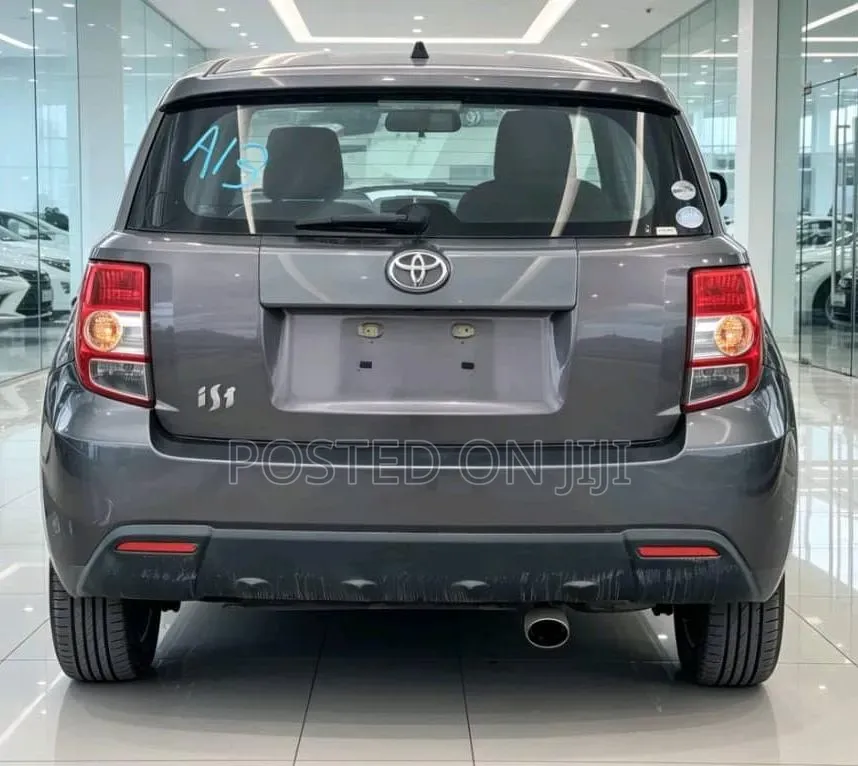 Toyota IST 2009 Gray