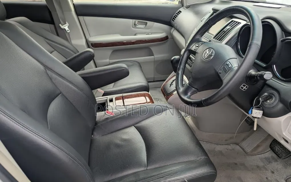 Toyota Harrier 2008 White