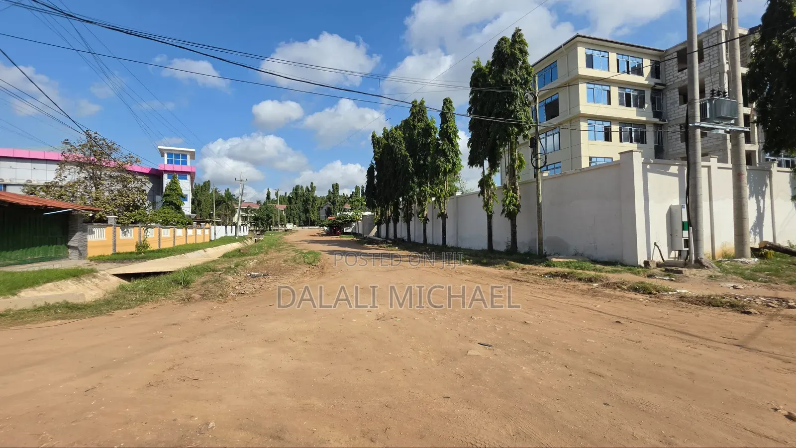 4bdrm House in Mbezibeach for sale