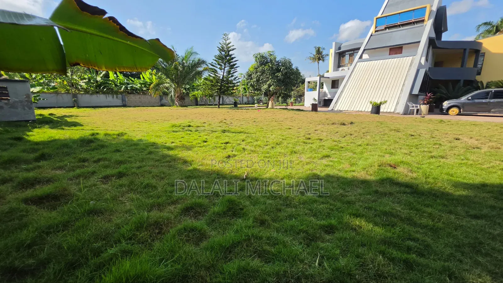 4bdrm House in Mbezibeach for sale