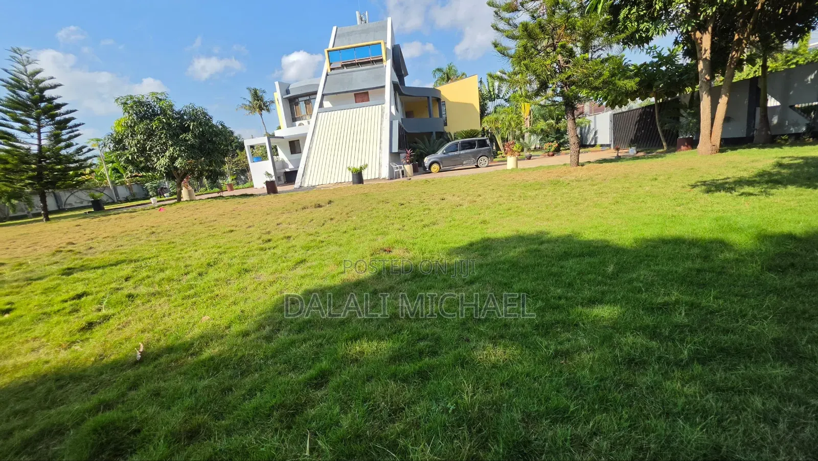 4bdrm House in Mbezibeach for sale