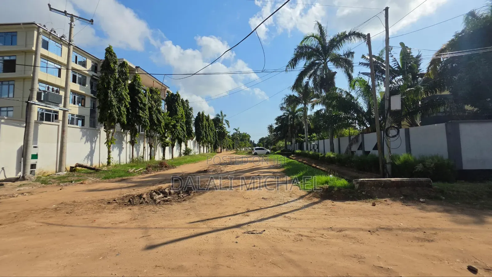 4bdrm House in Mbezibeach for sale