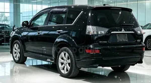 Mitsubishi Outlander 2011 Black