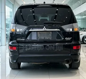 Mitsubishi Outlander 2011 Black