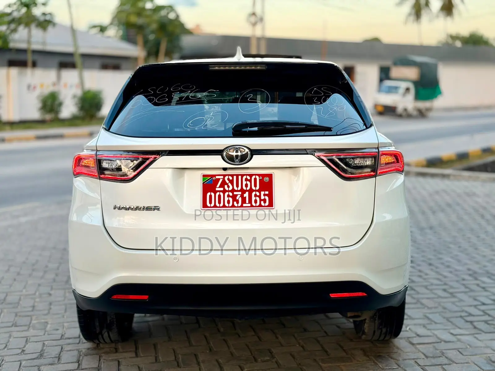 Toyota Harrier 2016 Pearl