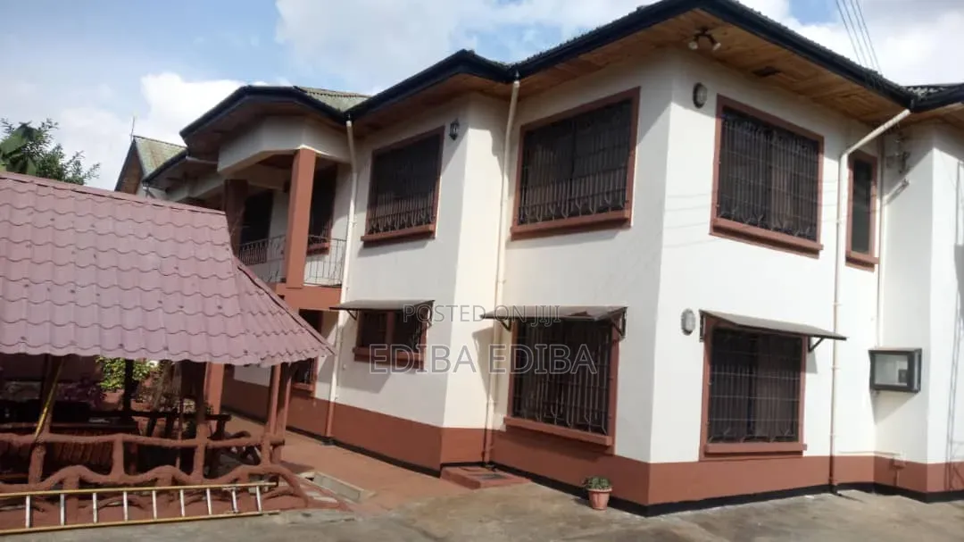 9bdrm House in Ediba Real Estate, Njiro for rent