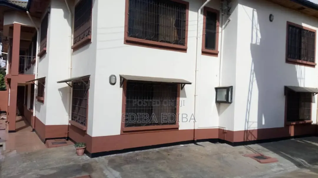 9bdrm House in Ediba Real Estate, Njiro for rent
