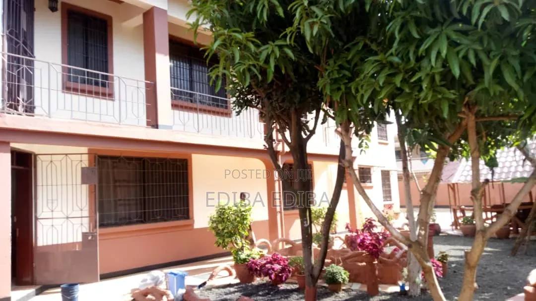 9bdrm House in Ediba Real Estate, Njiro for rent