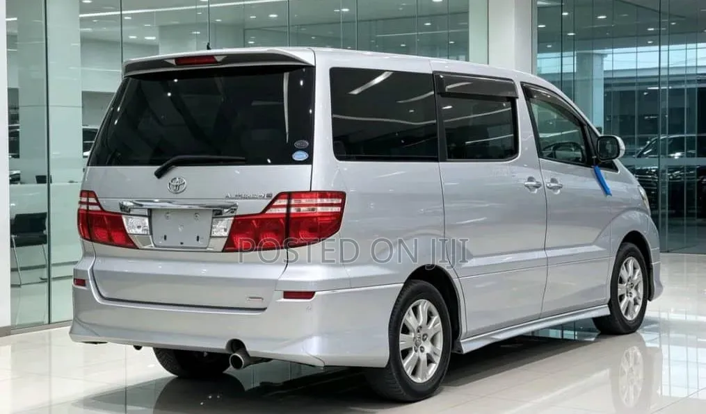 Toyota Alphard 2005 Silver