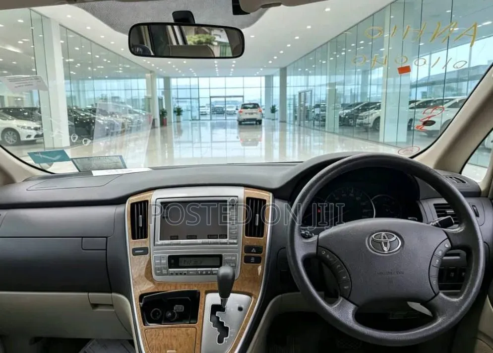 Toyota Alphard 2005 Silver