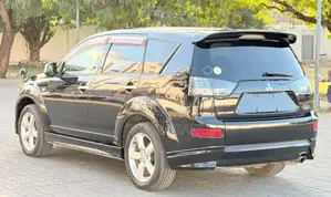 Mitsubishi Outlander 2006 Black