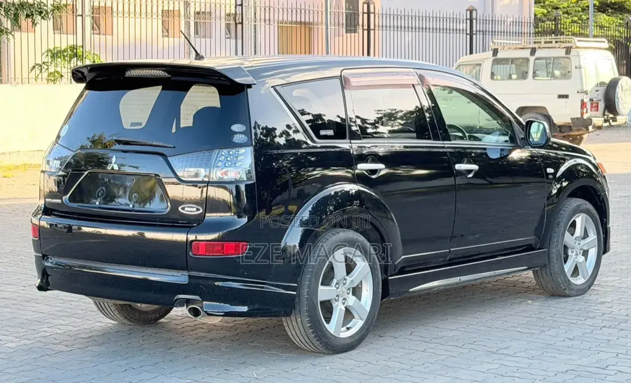 Mitsubishi Outlander 2006 Black