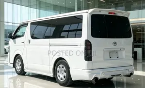 Toyota HiAce 2008 White