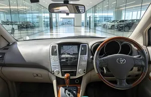 Toyota Harrier 2005 White