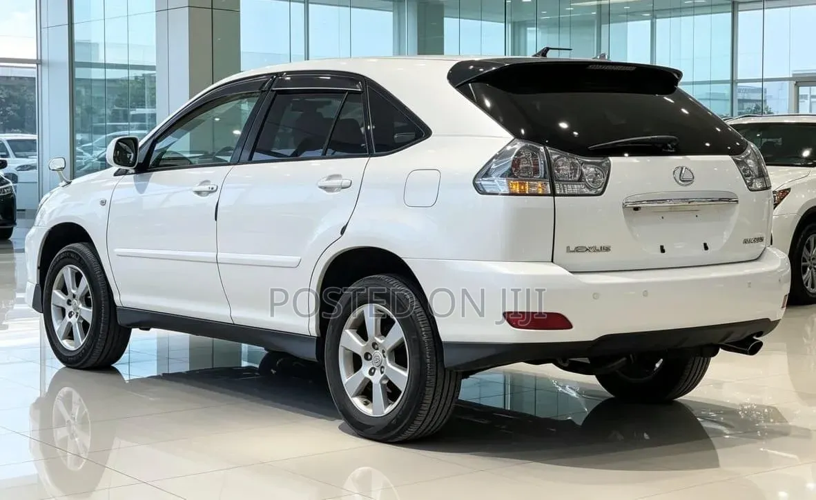 Toyota Harrier 2005 White