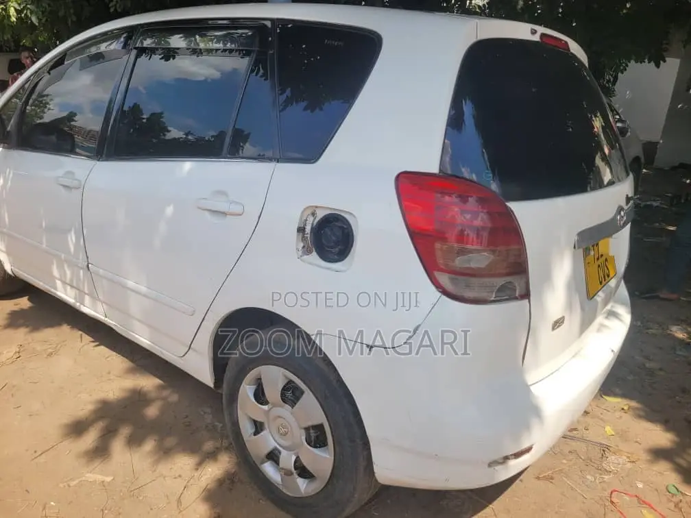 Toyota Corolla Spacio 2003 White