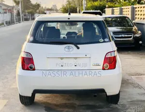 Toyota IST 2005 Pearl