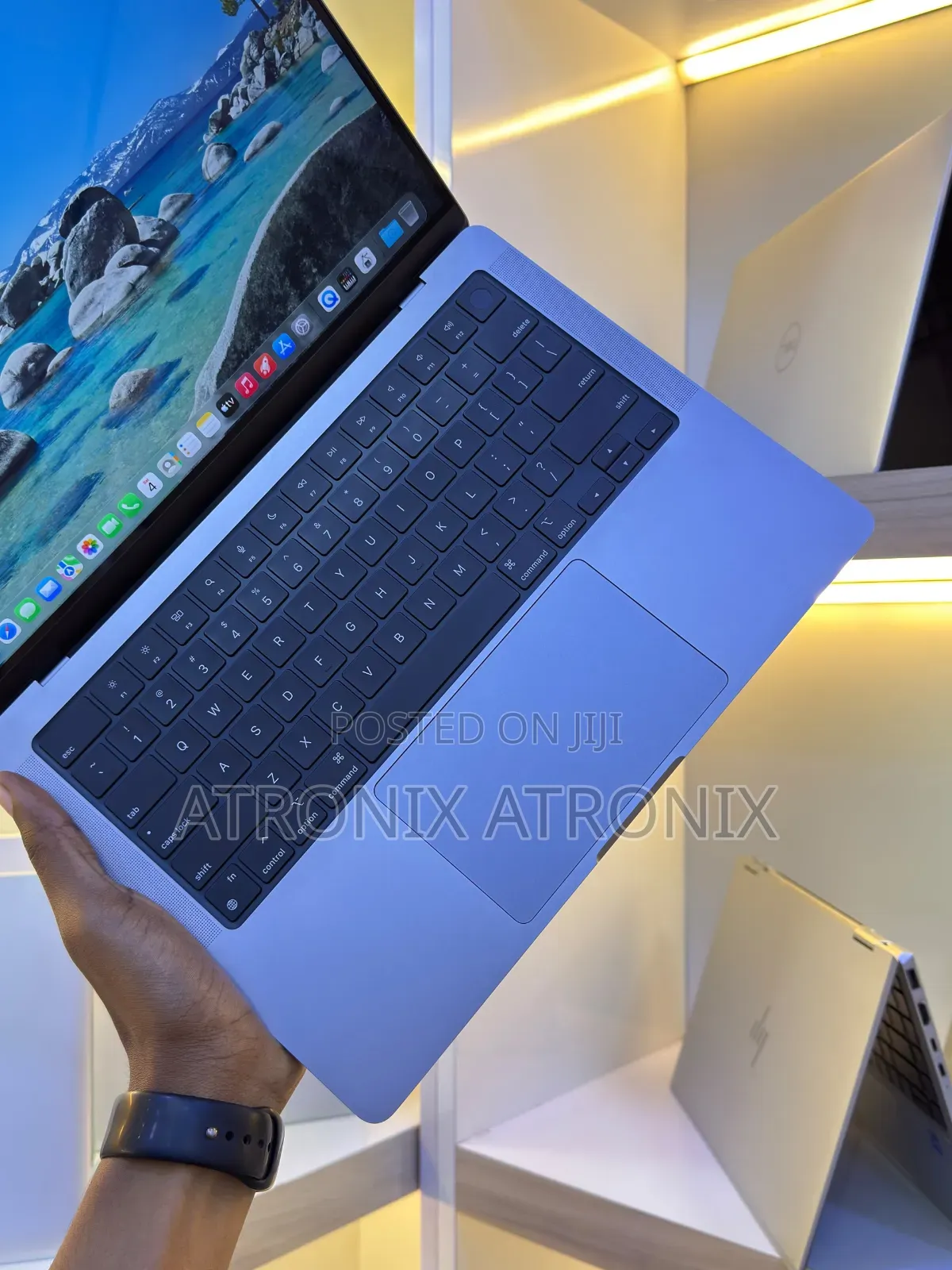 Laptop Apple MacBook Pro 2021 M1 16GB Intel Core i5 SSD 512GB