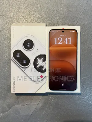 New Nothing Phone 4a Pro 256 GB Silver